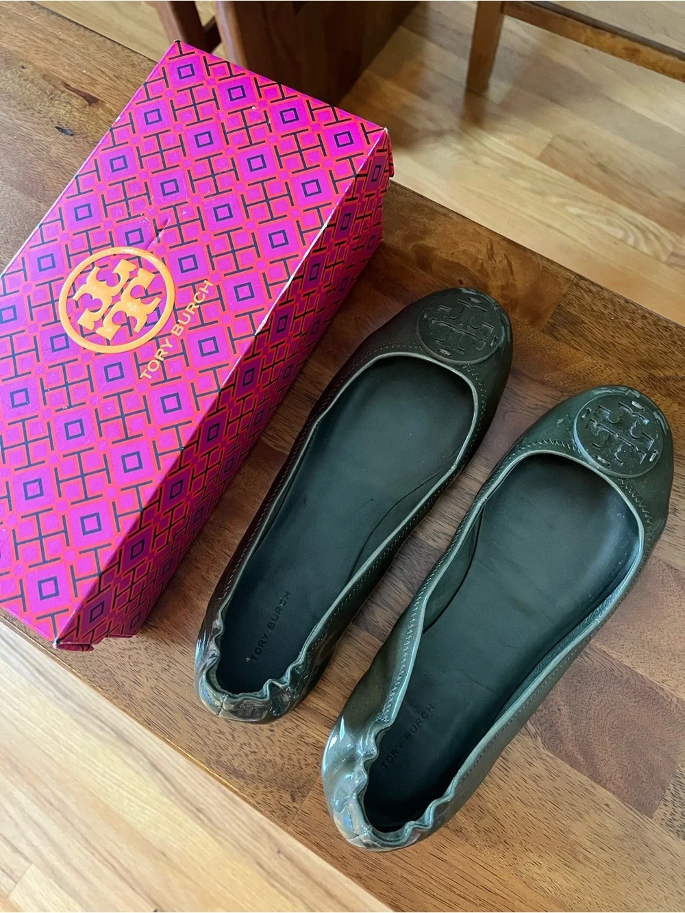 Tory Burch Olive Green Patent Reva Logo Ballet Flats